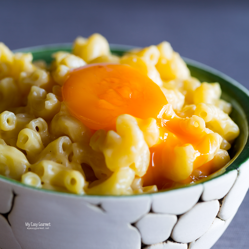 Easy stove-top mac and cheese recipe served with a sous vide