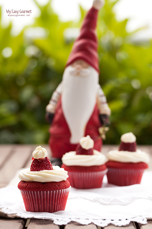 Santa cupcakes