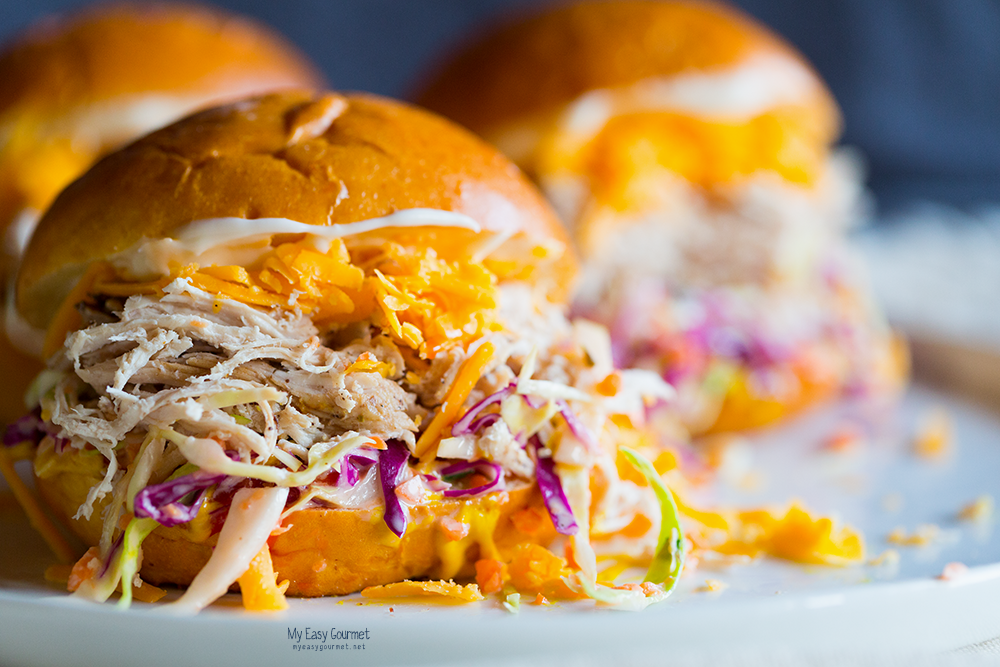 Pulled BBQ chicken sliders