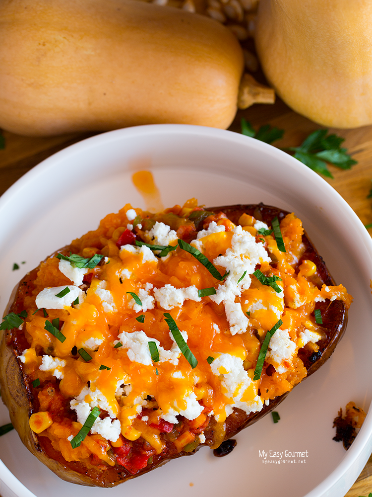 Spicy Squash Spaghetti with Peppers and Ricotta cheese