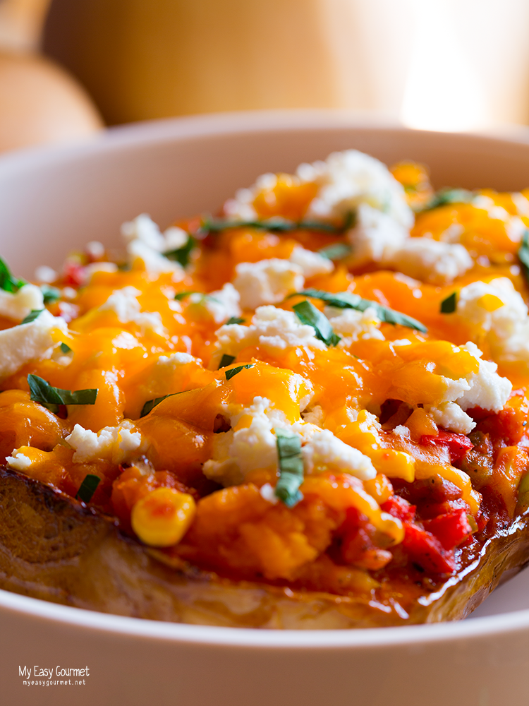 Spicy Squash Spaghetti with Peppers and Ricotta cheese